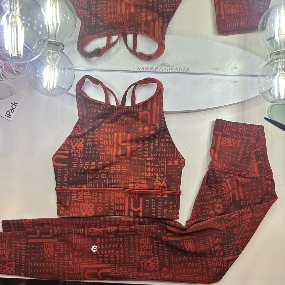 Lululemon orange set bra top size 2 leggings size 0